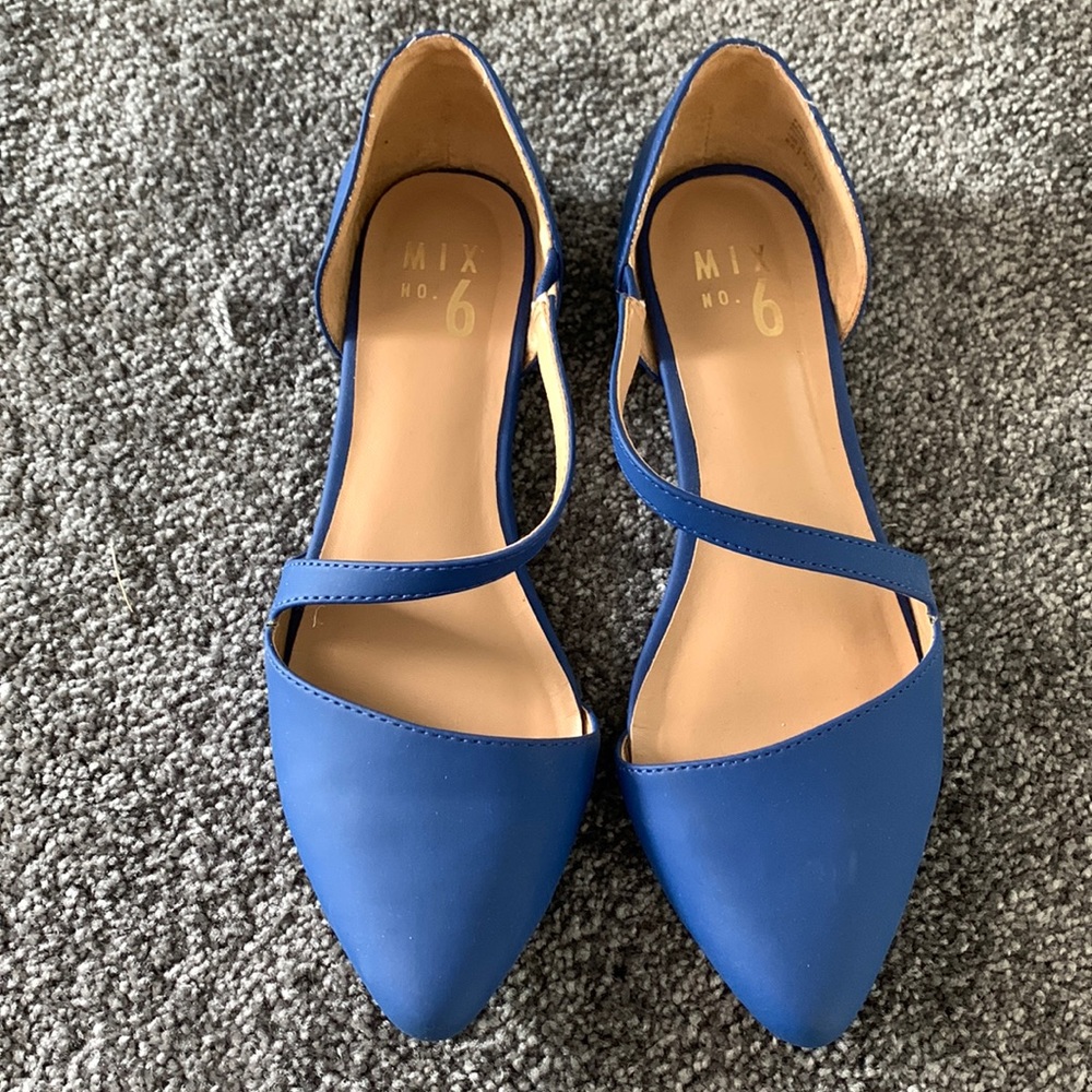 Royal Blue pointed toe flats